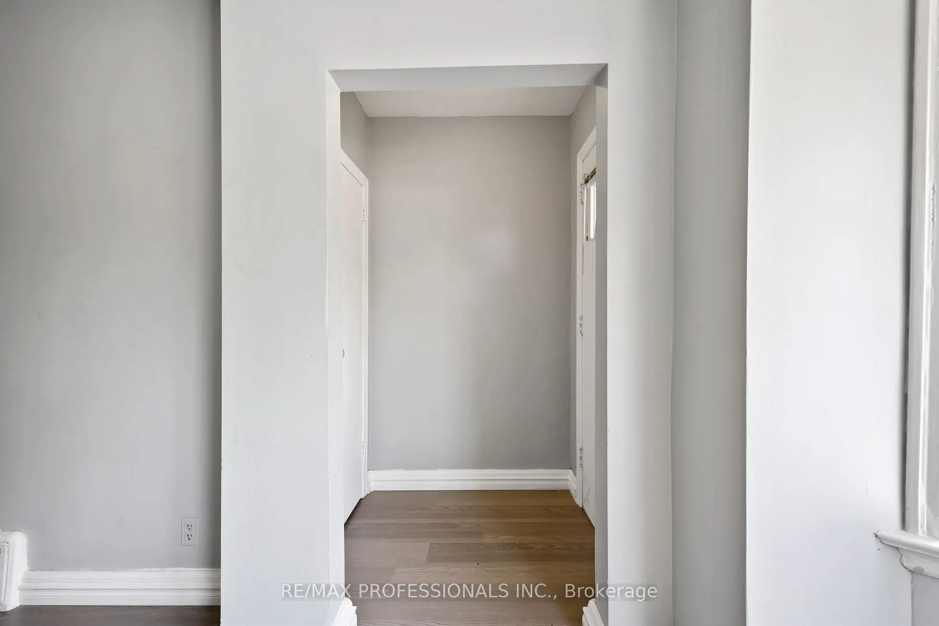 34 Dixon Rd