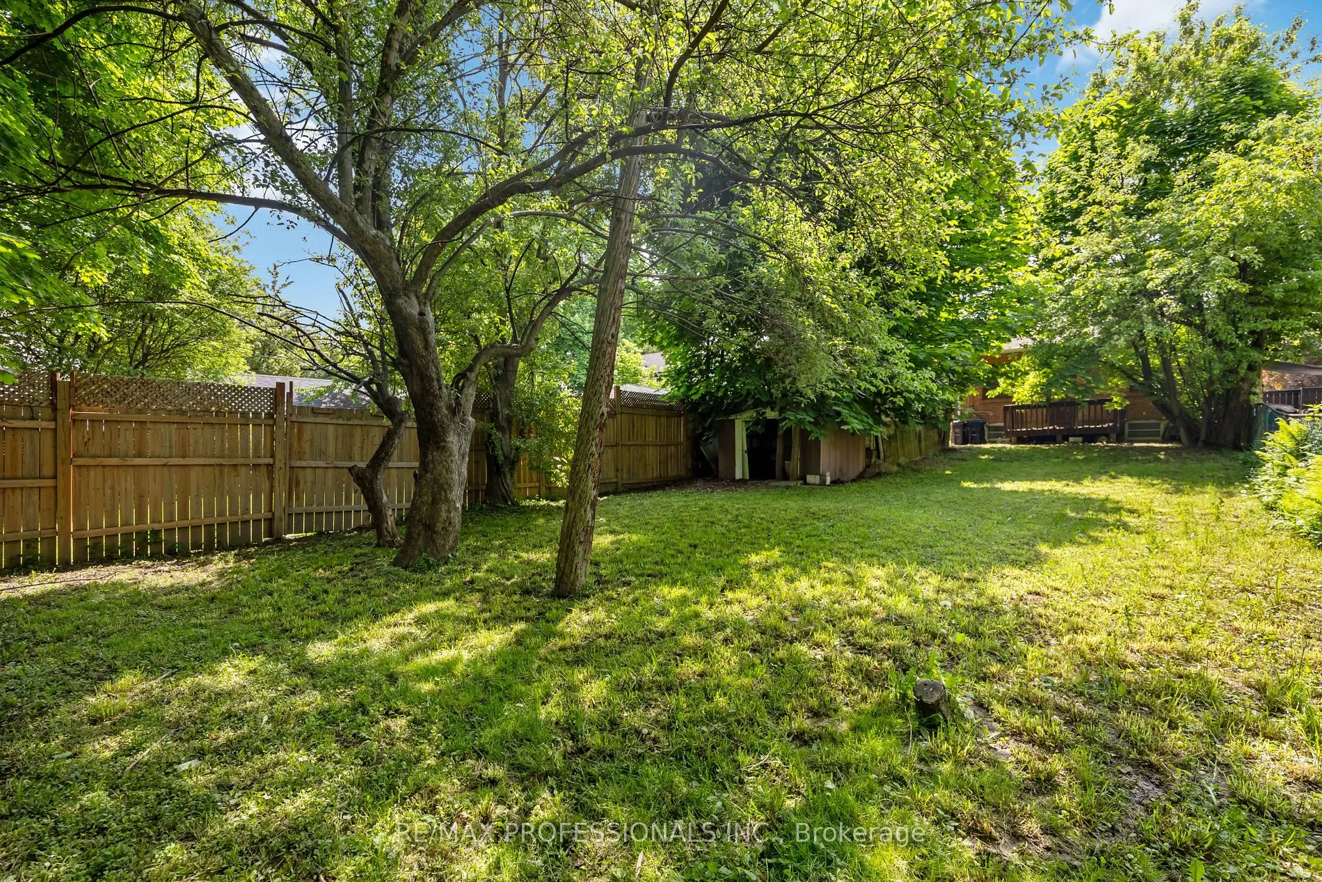 34 Dixon Rd
