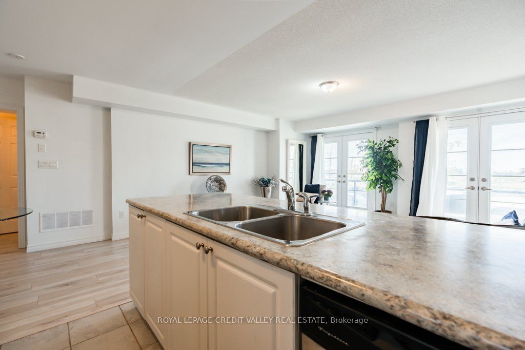 200 Veterans Dr, #6