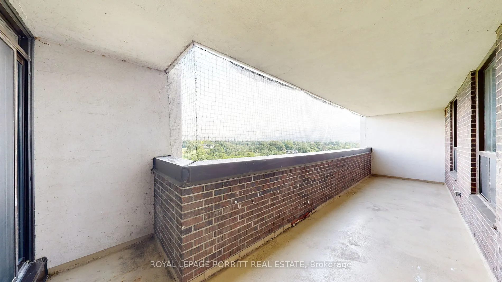 1535 Lakeshore Rd E, #1407