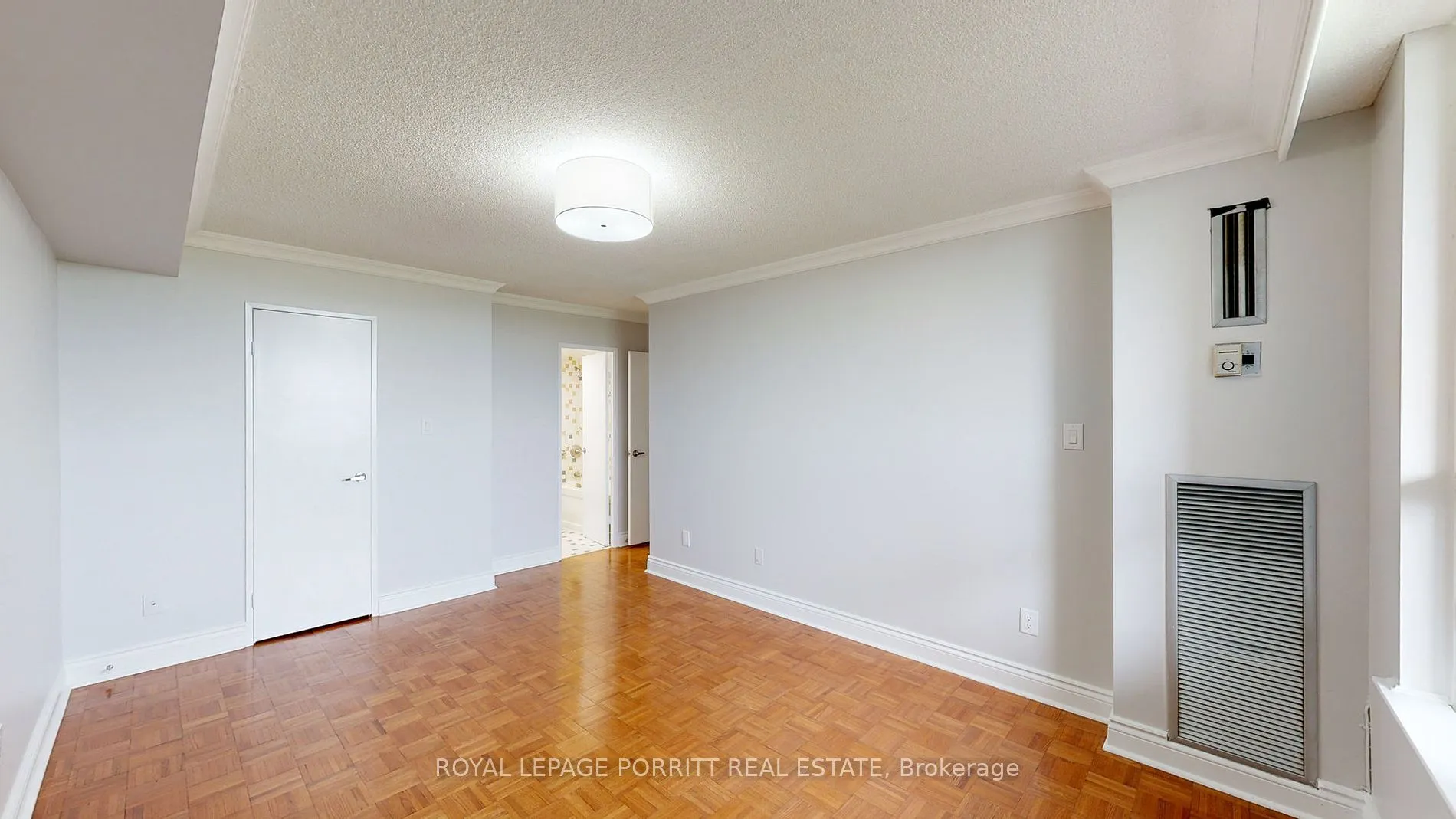1535 Lakeshore Rd E, #1407