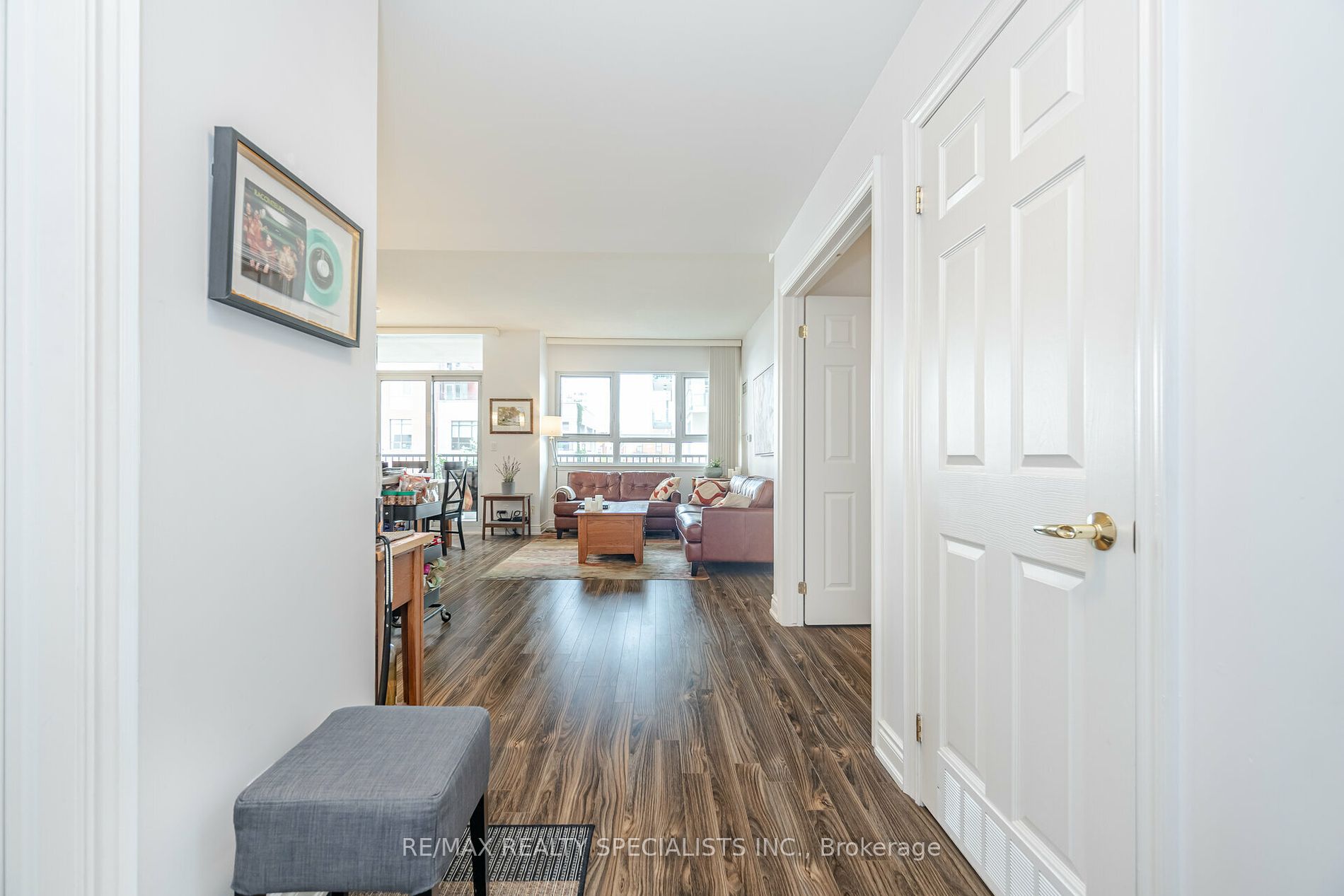 399 Elizabeth St, #210