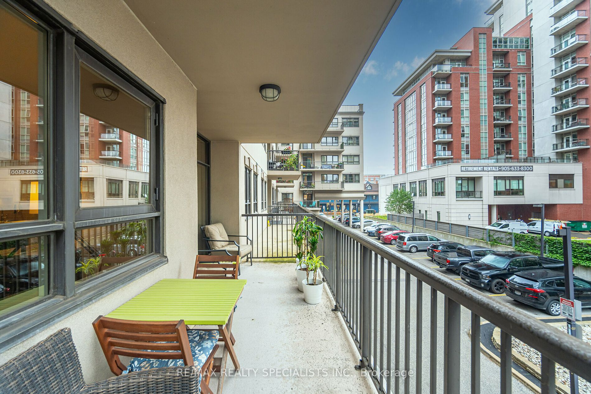 399 Elizabeth St, #210