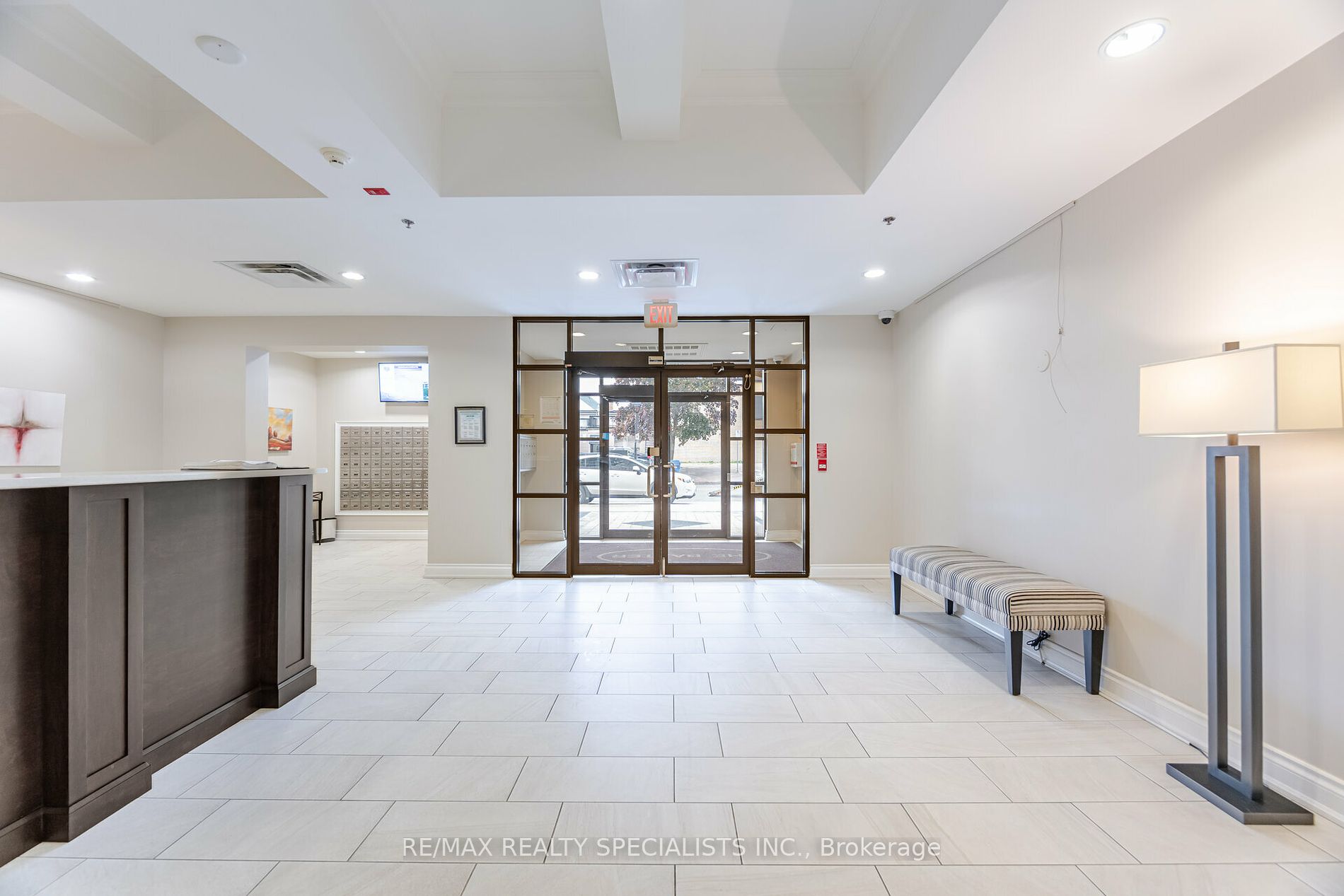 399 Elizabeth St, #210