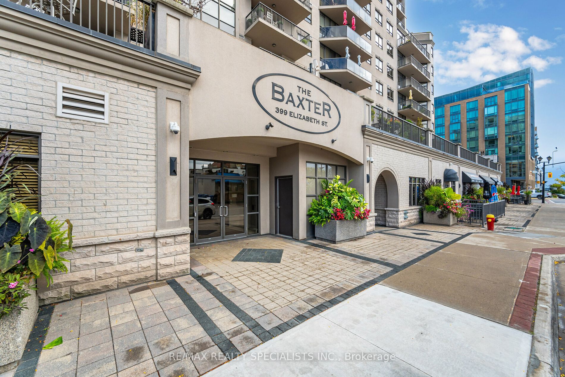 399 Elizabeth St, #210