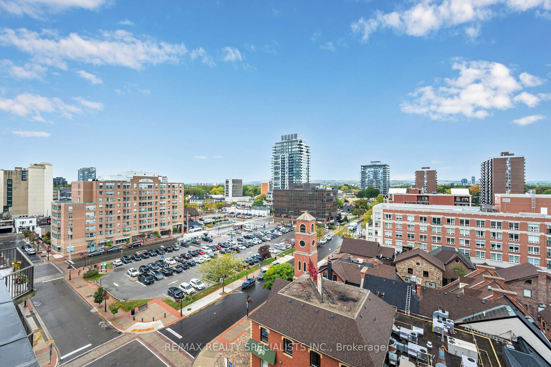 399 Elizabeth St, #210