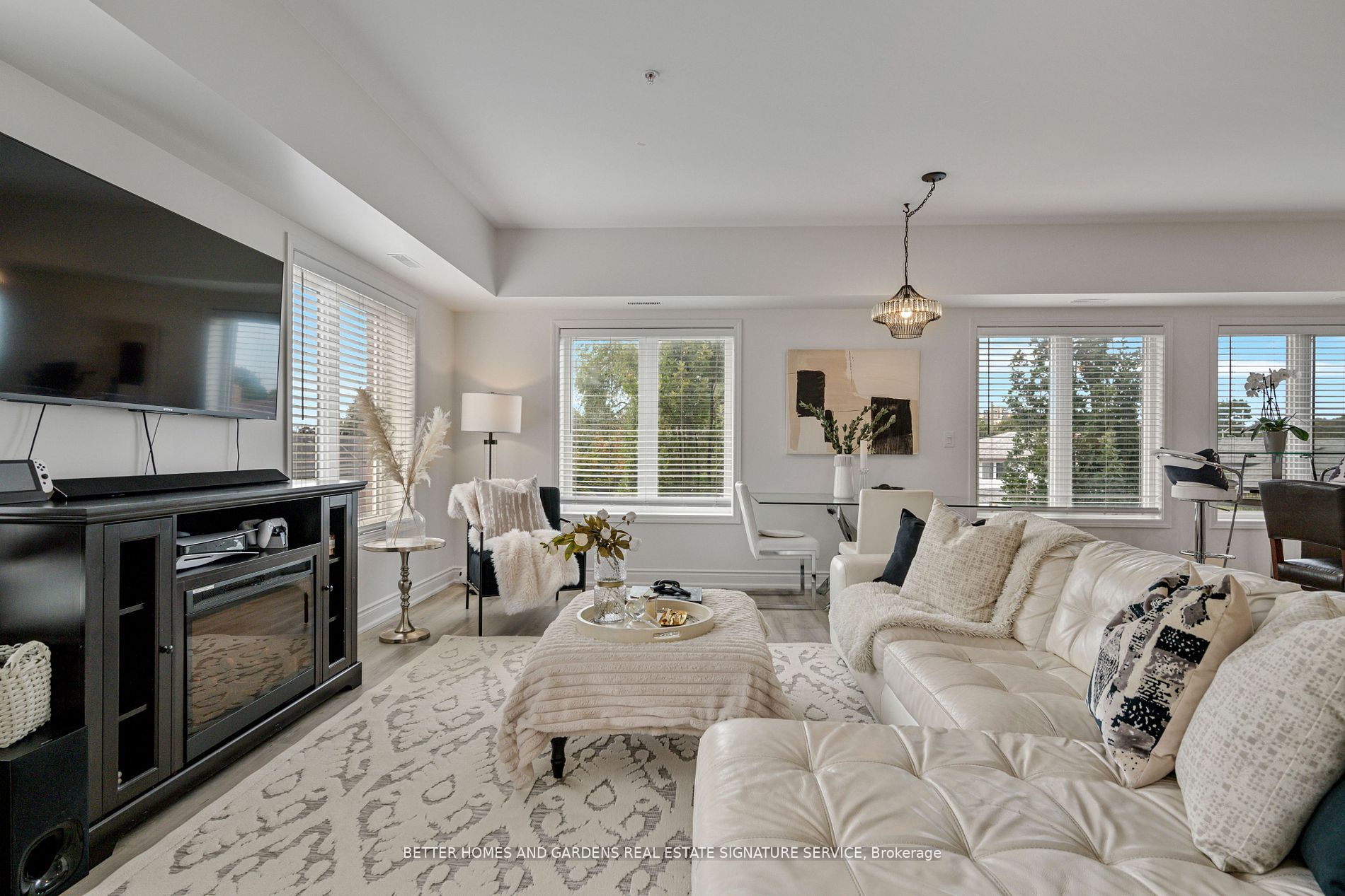 5 Richgrove Dr, #210