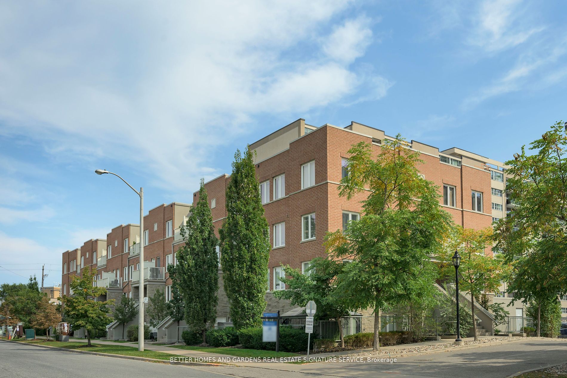 5 Richgrove Dr, #210