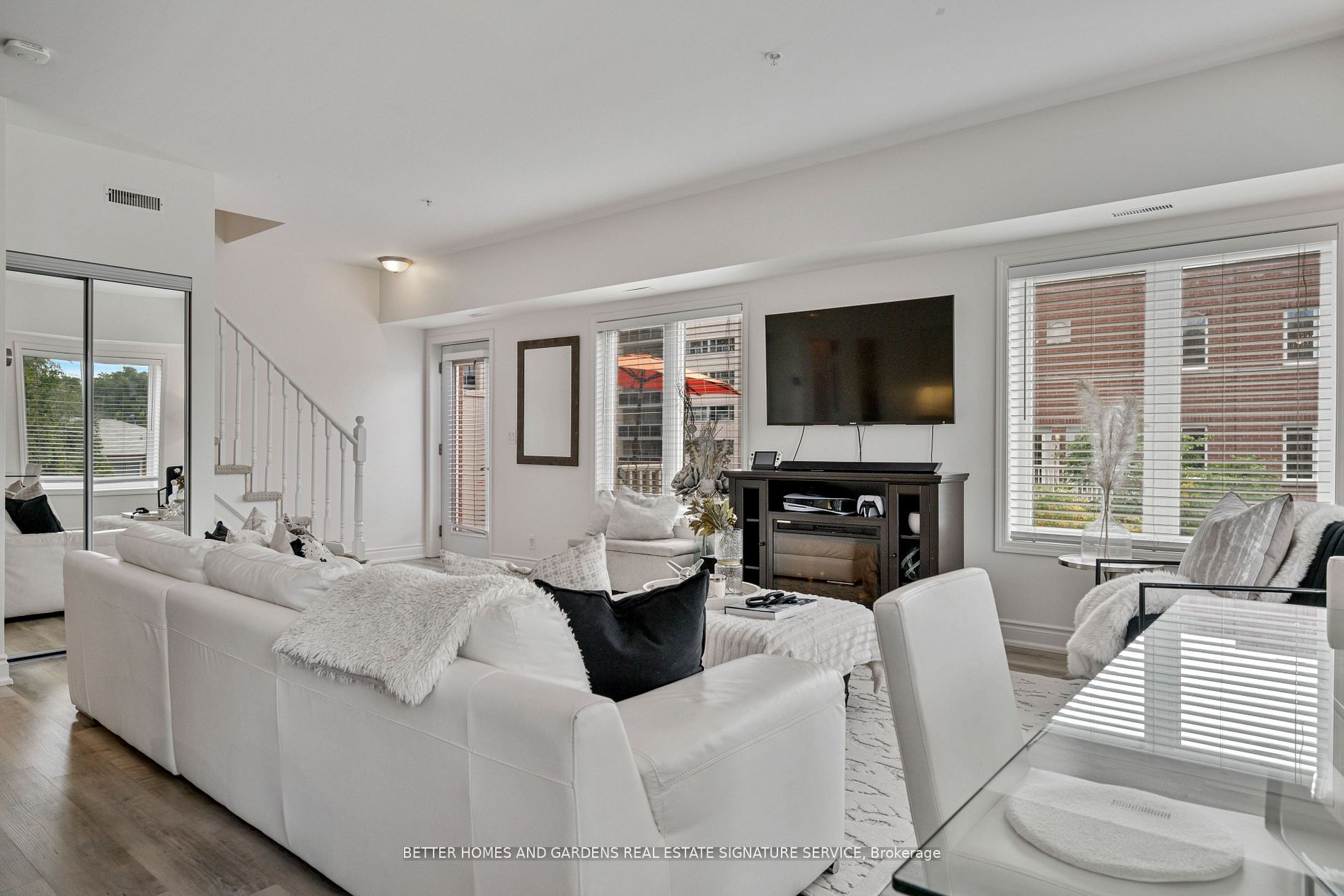 5 Richgrove Dr, #210