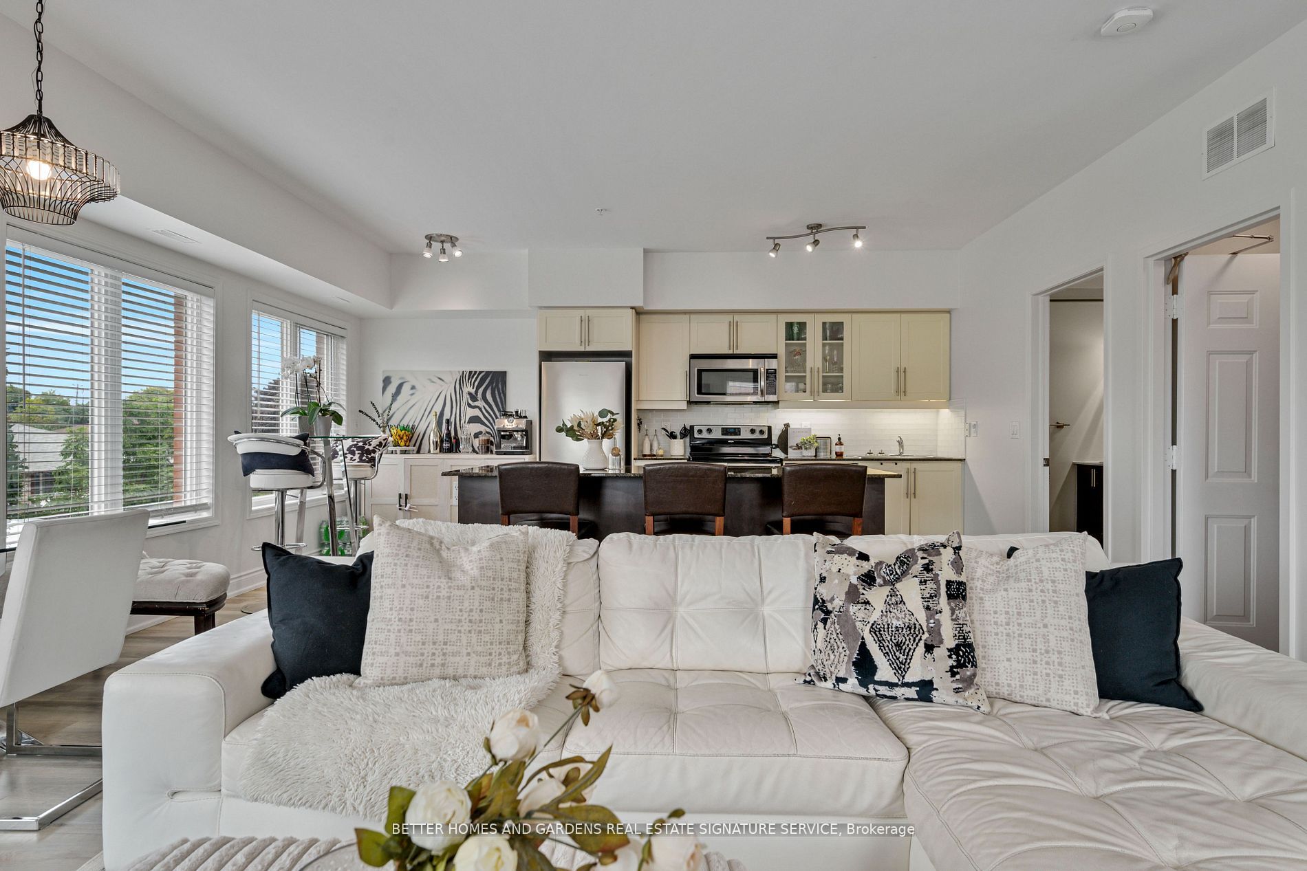 5 Richgrove Dr, #210