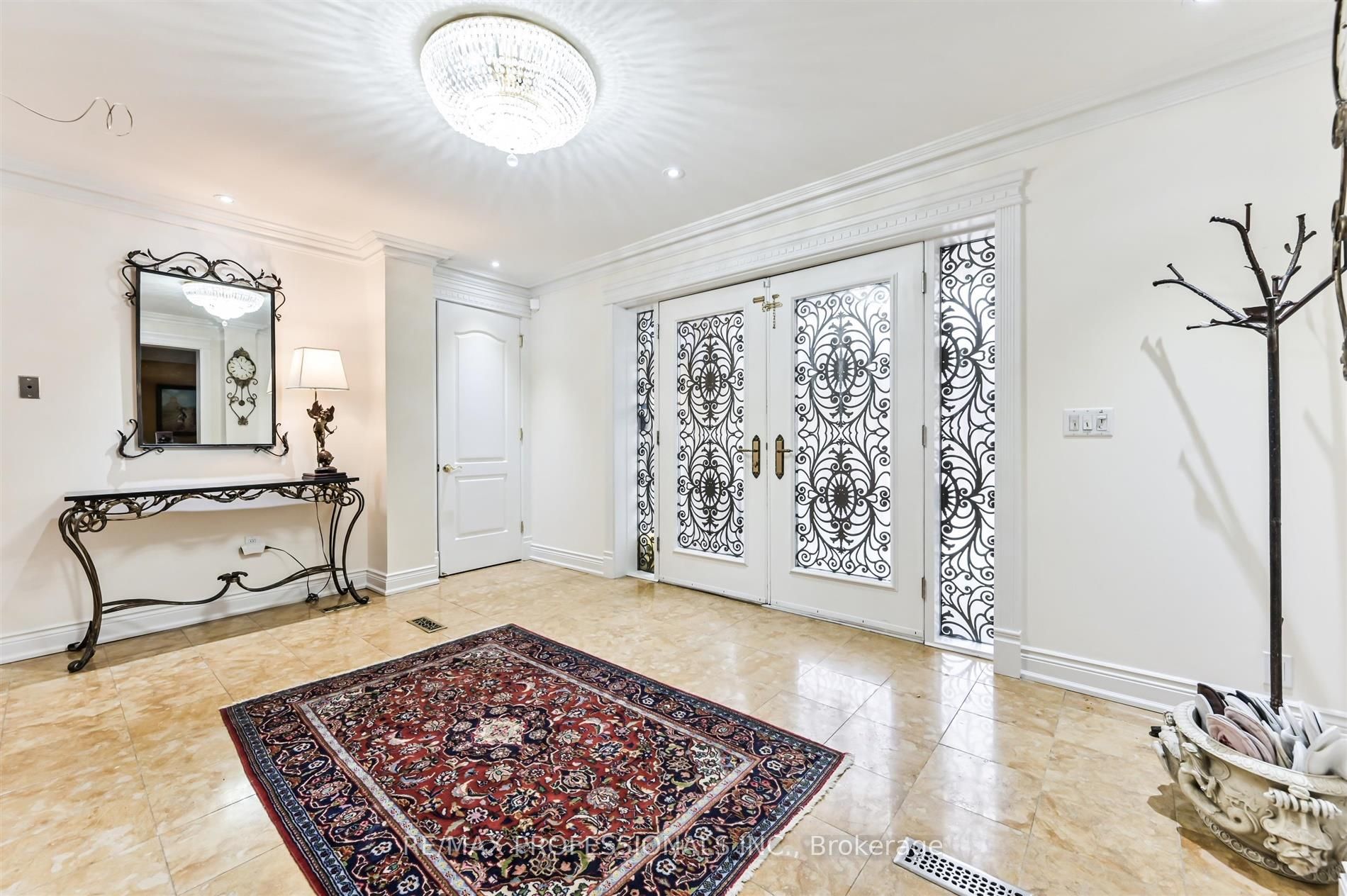 55 Pheasant Lane