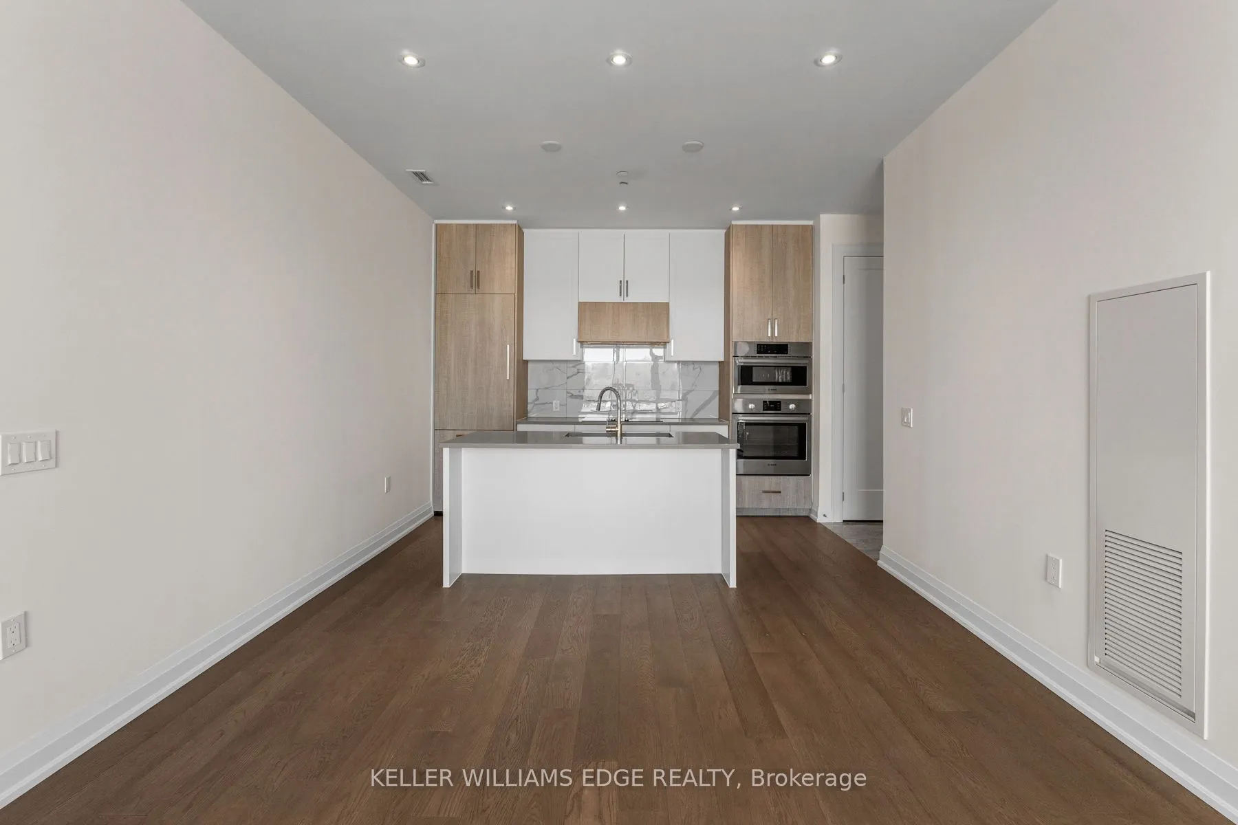 42 Mill St, #205
