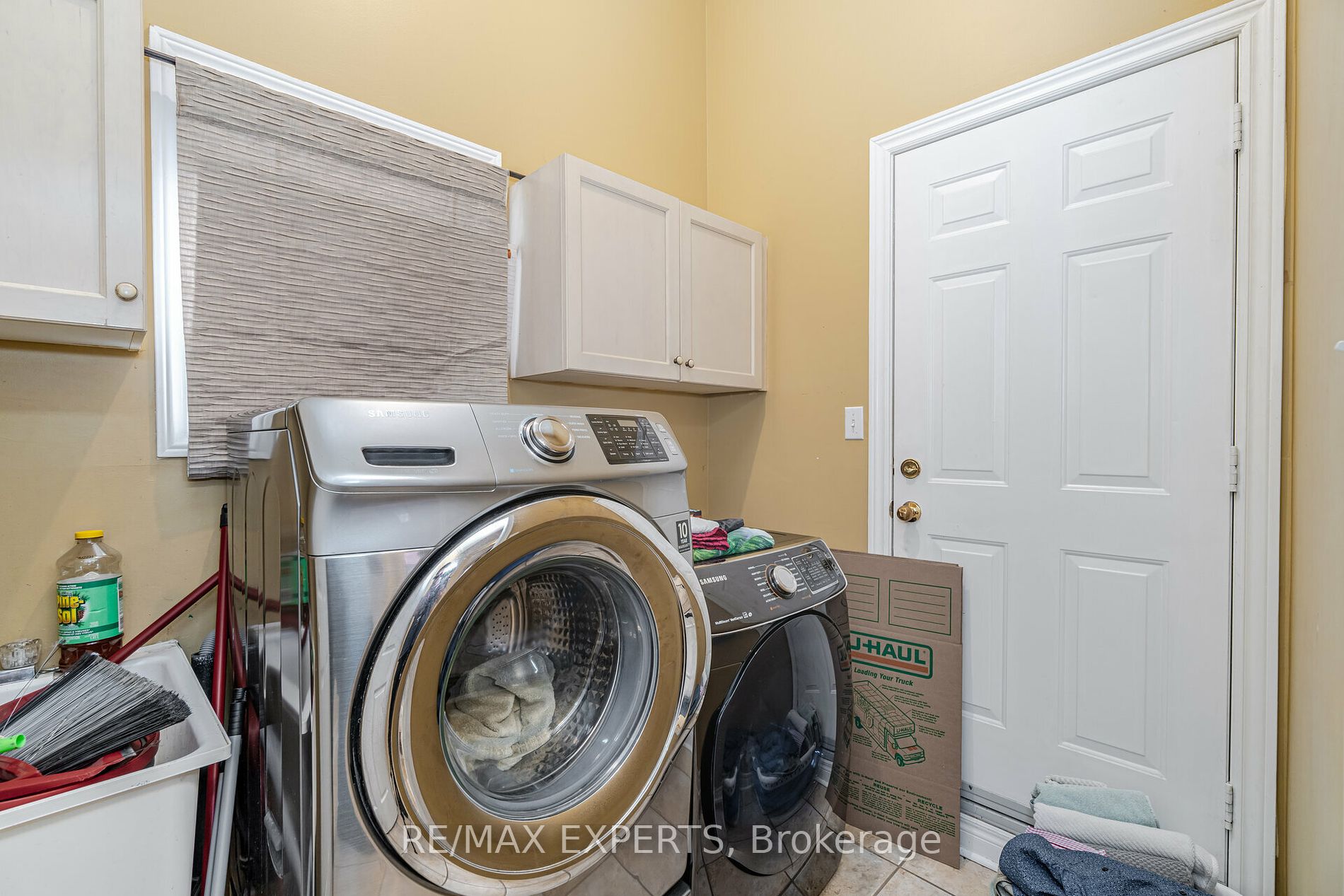 136 Van Scott Dr