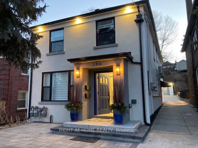 294 South Kingsway Ave, #3