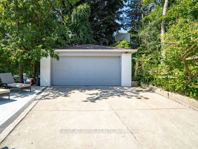 294 South Kingsway Ave, #3