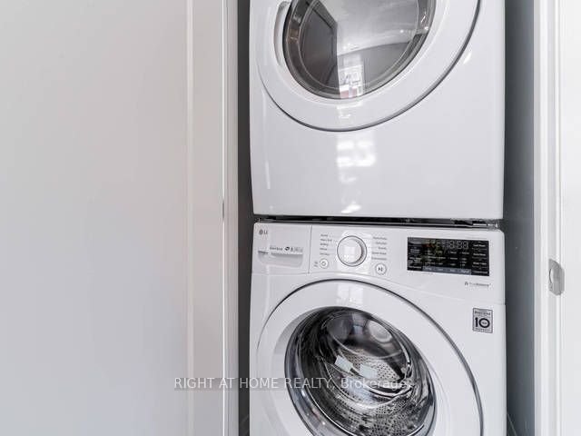 294 South Kingsway Ave, #3