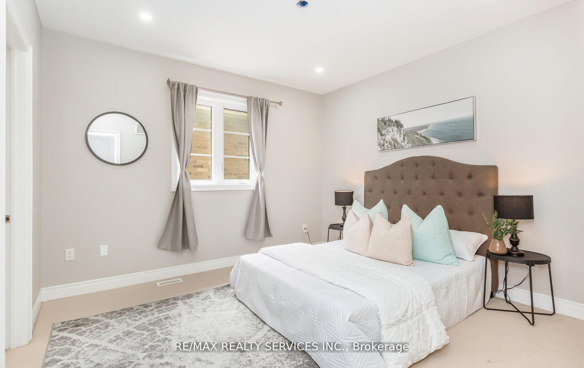 9 Bedouin Cres