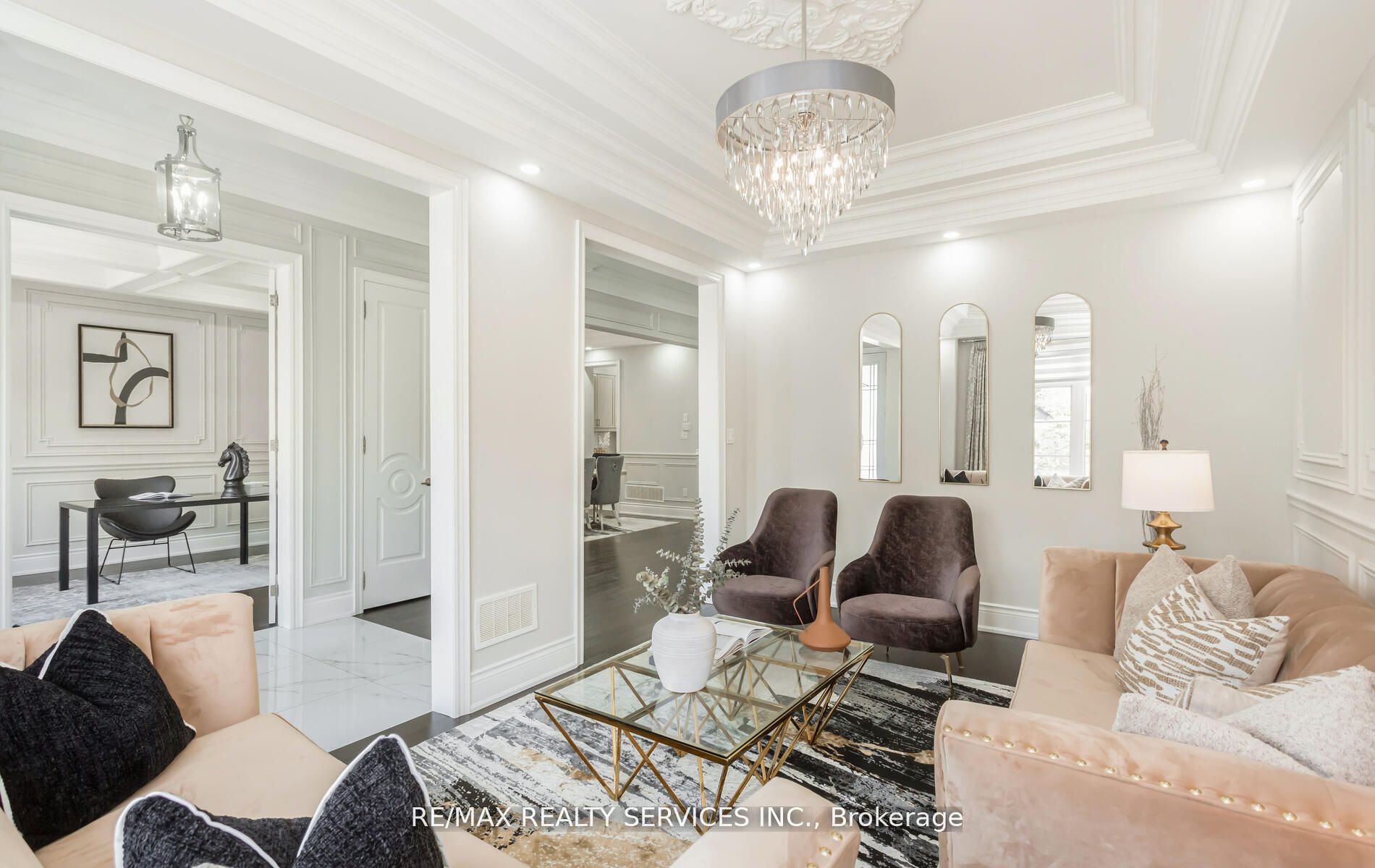 9 Bedouin Cres