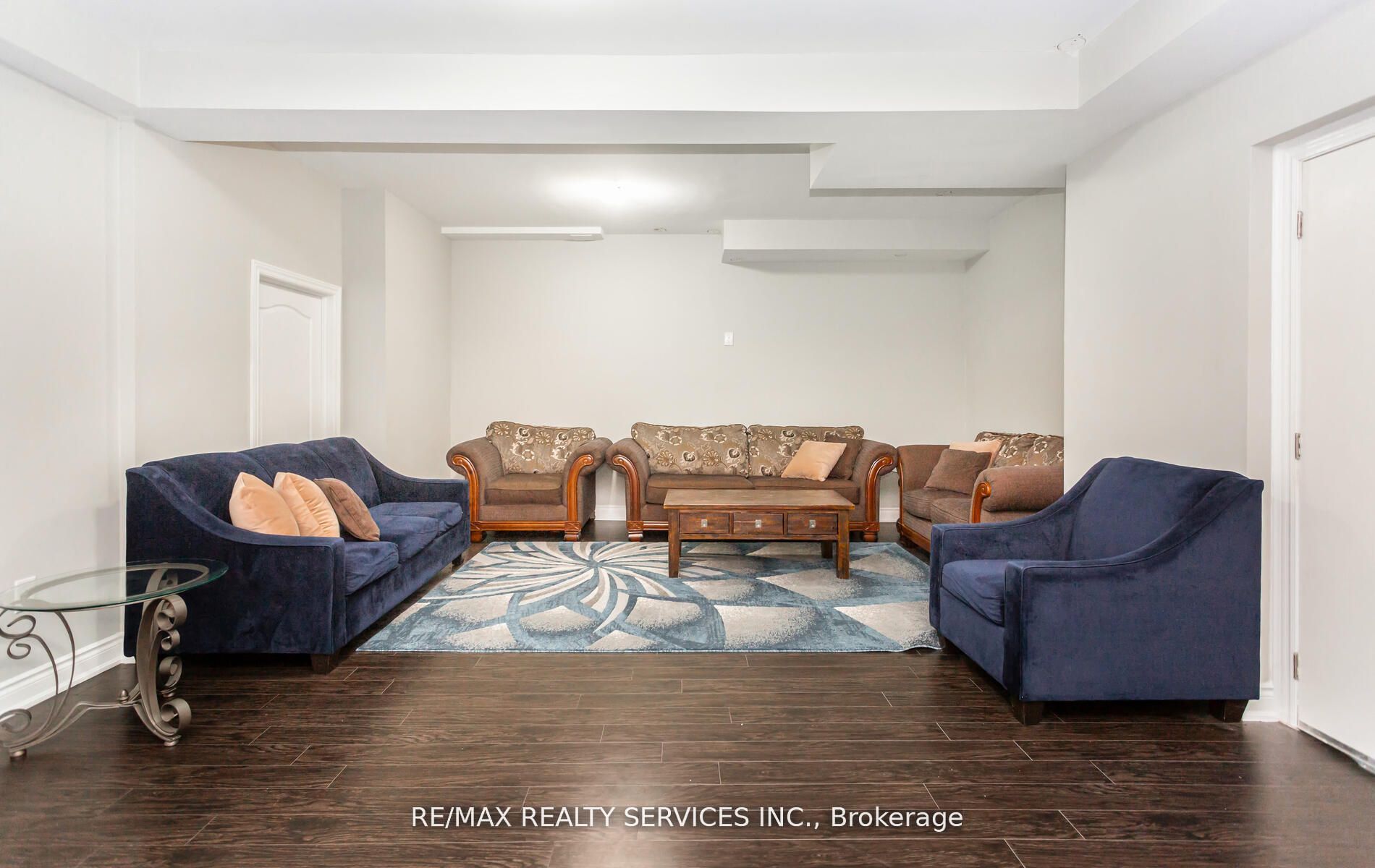 9 Bedouin Cres