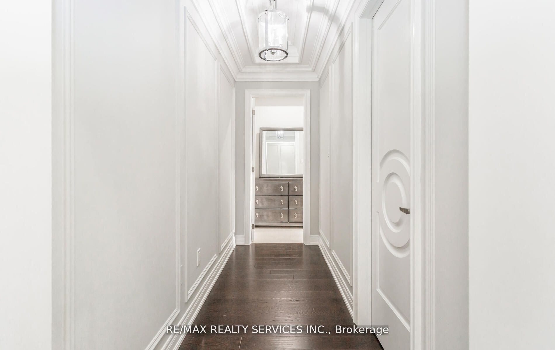 9 Bedouin Cres