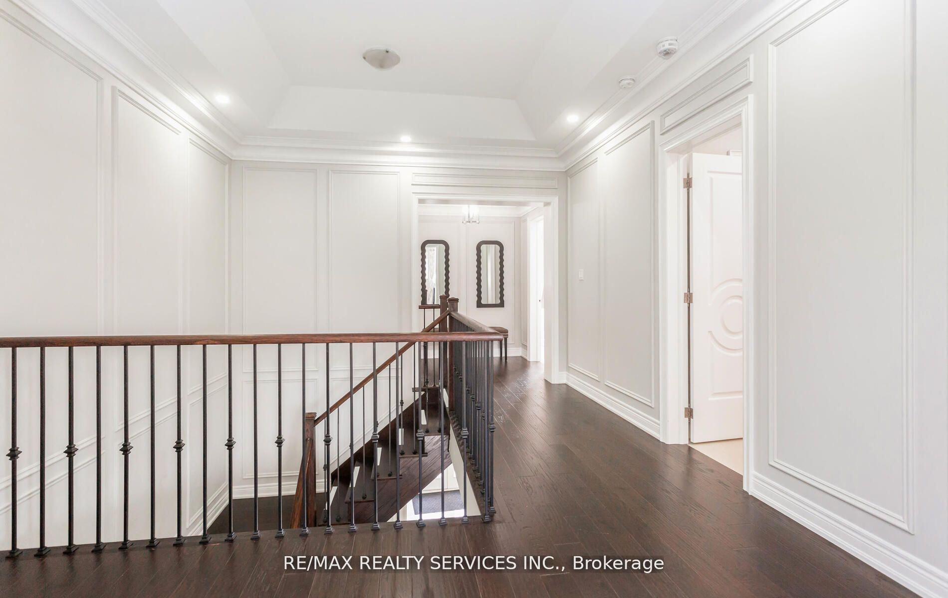 9 Bedouin Cres