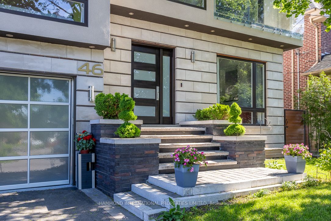 46 Ravenscrest Dr