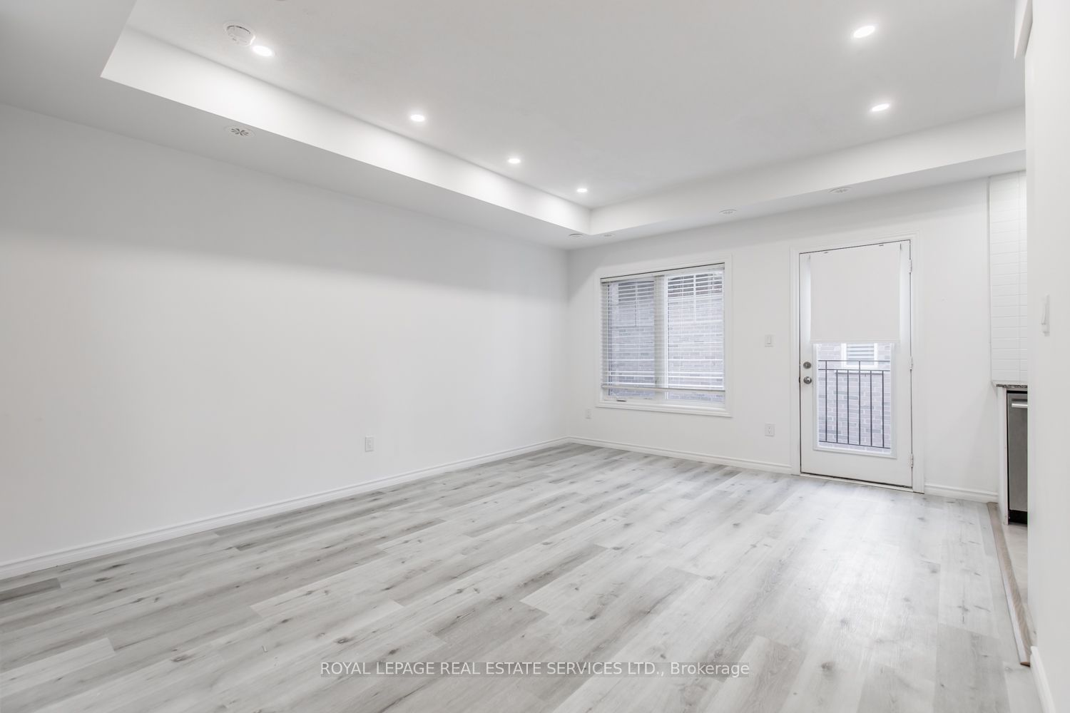 2420 Baronwood Dr, #42-02