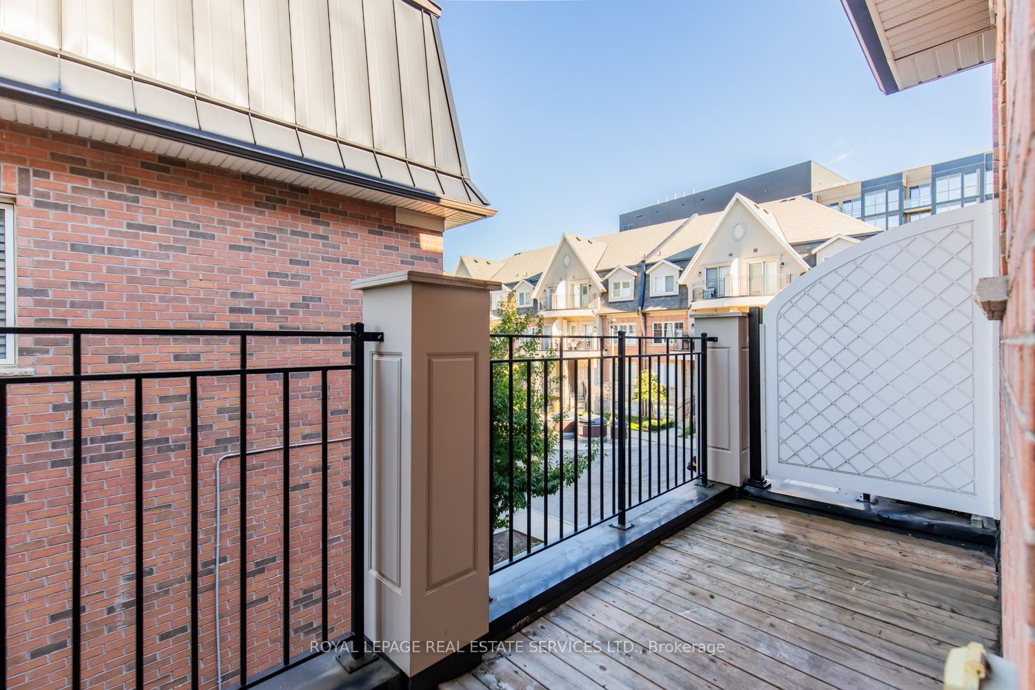 2420 Baronwood Dr, #42-02