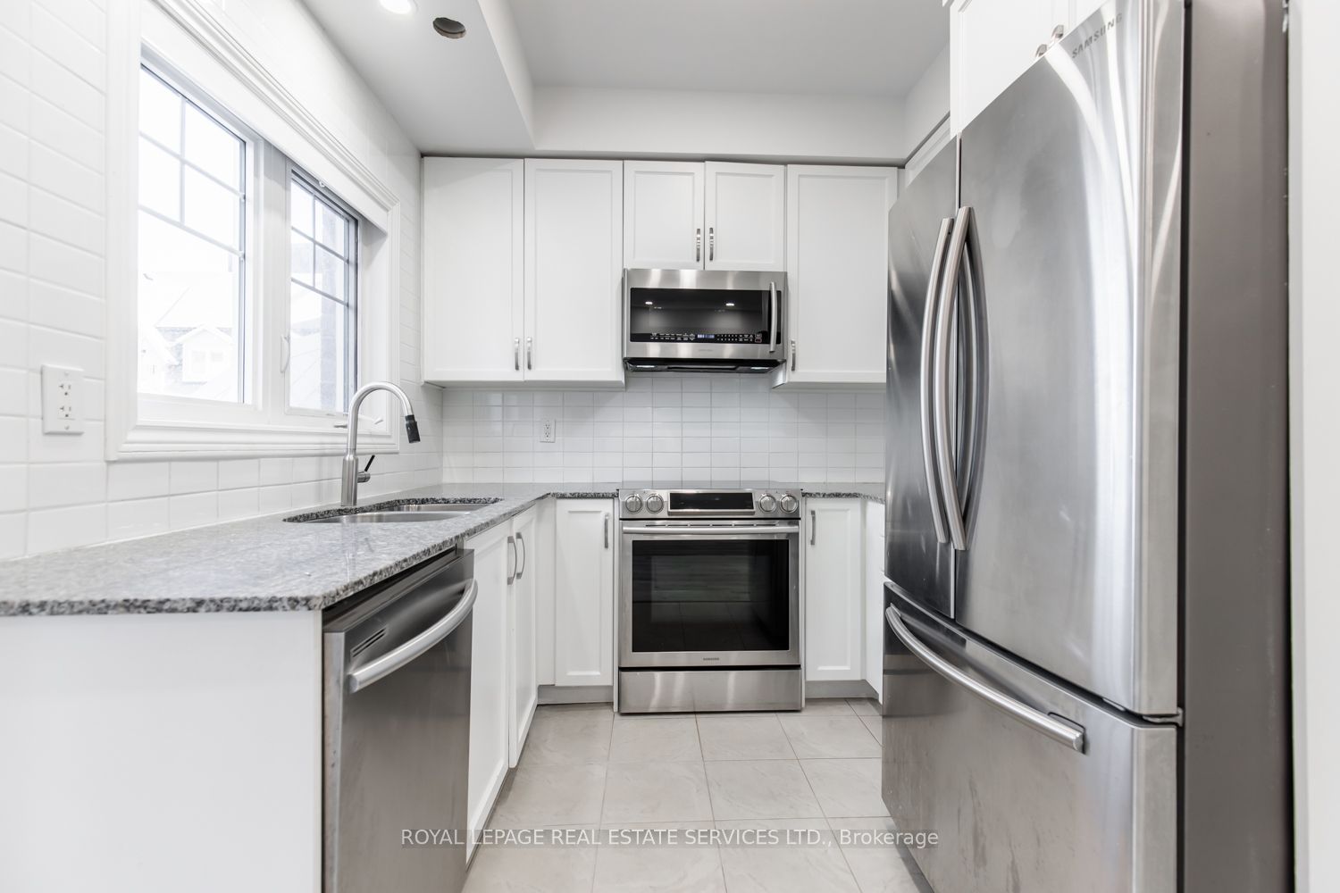 2420 Baronwood Dr, #42-02