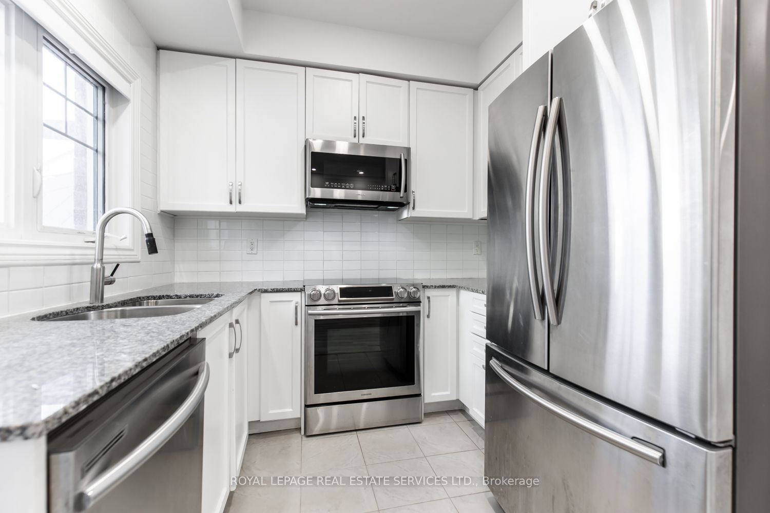 2420 Baronwood Dr, #42-02