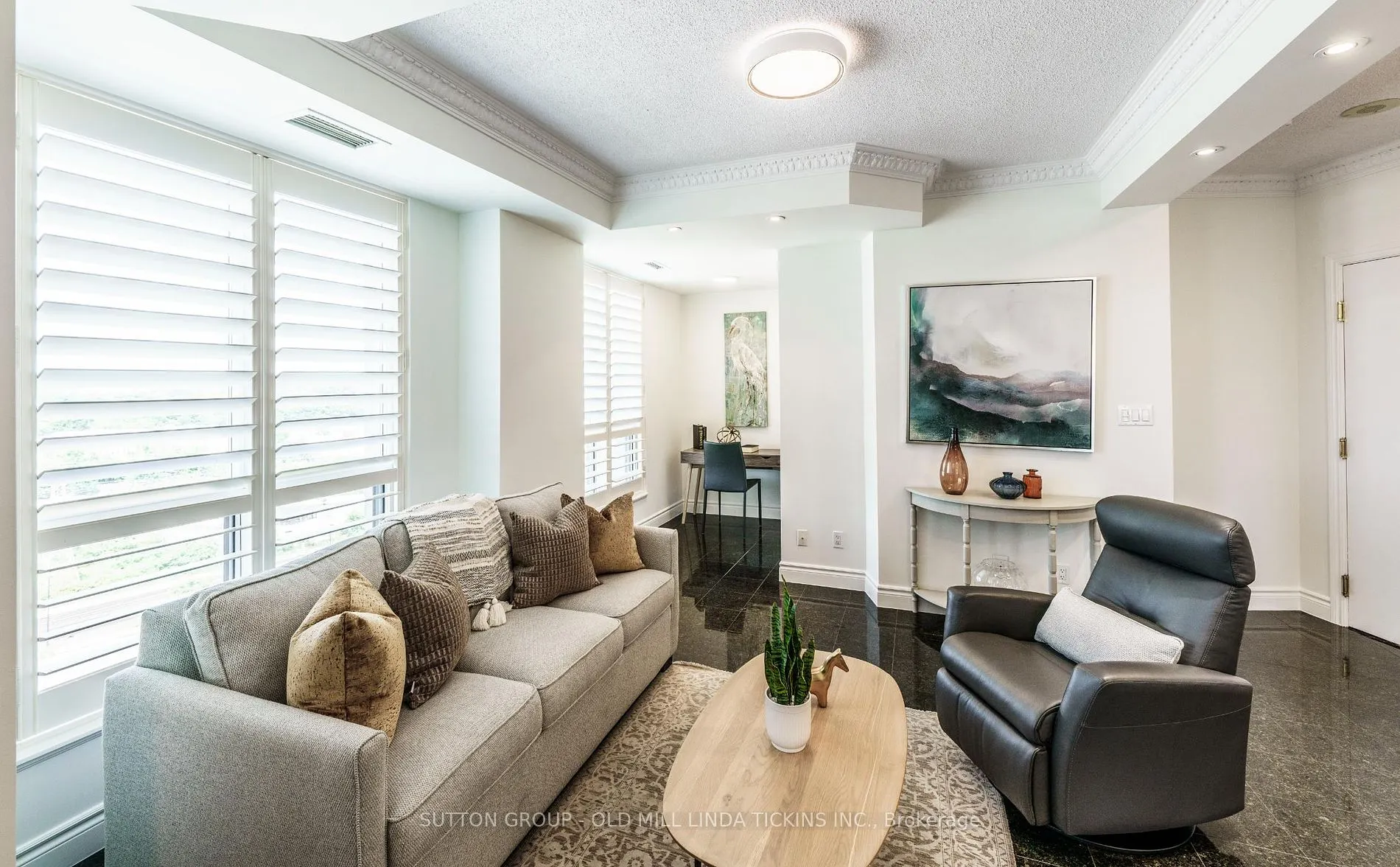 2111 Lake Shore Blvd W, #LPH08