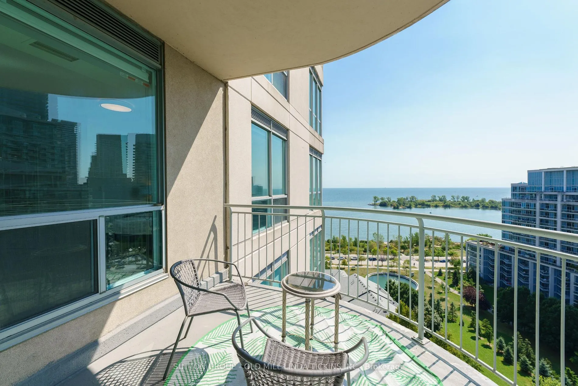 2111 Lake Shore Blvd W, #LPH08
