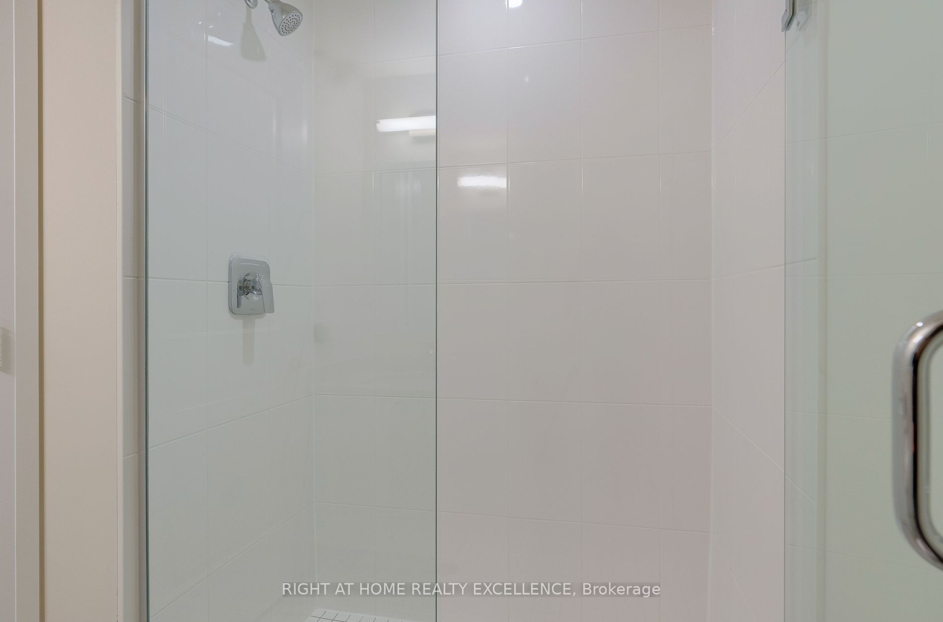 35 Watergarden Dr, #2013