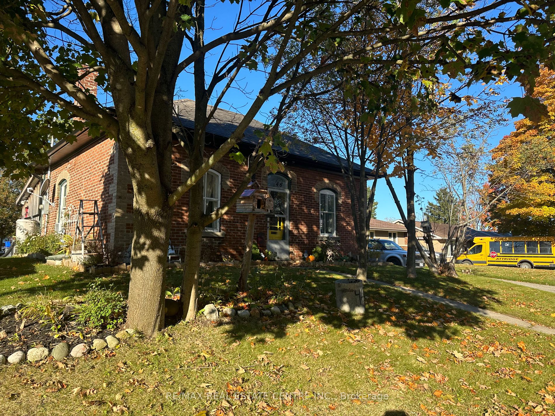 46 Centre St