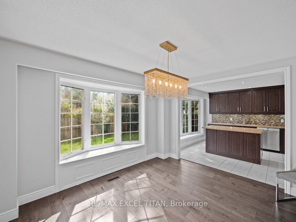 27 Macdougall Dr