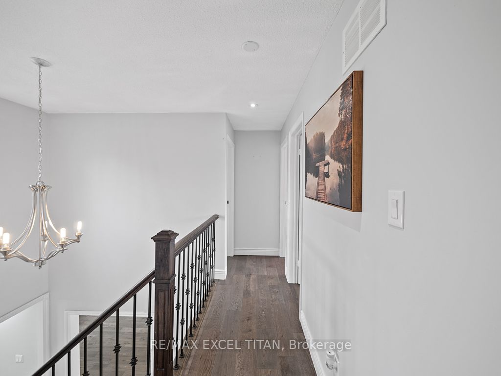 27 Macdougall Dr