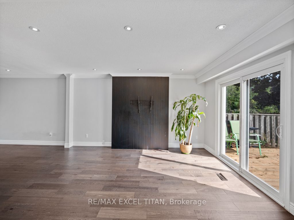27 Macdougall Dr