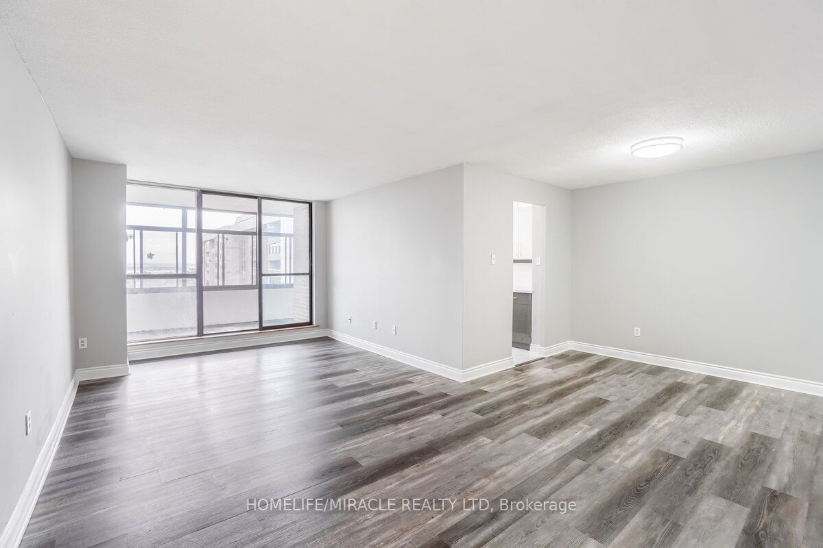 15 Kensington Rd, #1703