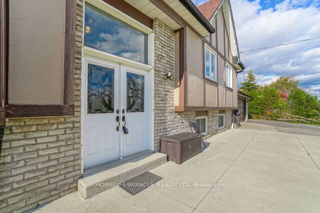 2214 Wanless Dr