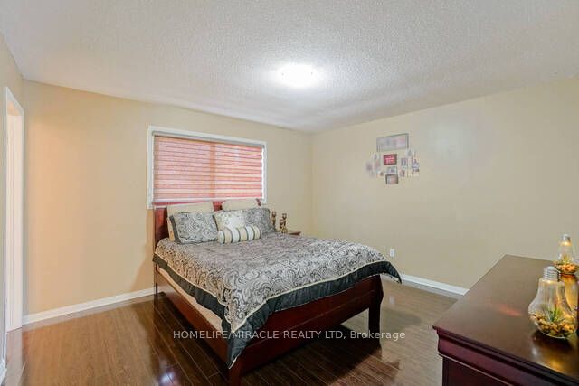 2214 Wanless Dr