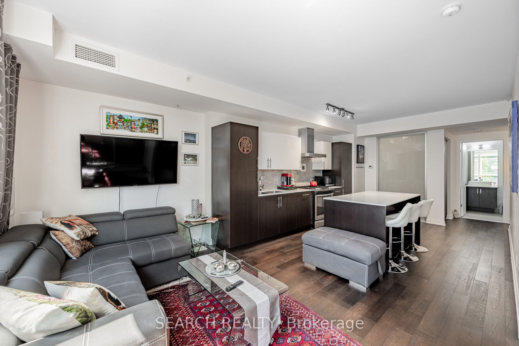 36 Howard Park Ave, #303