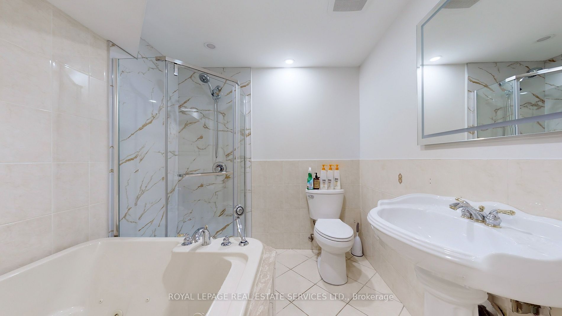 1142 Garden Rd
