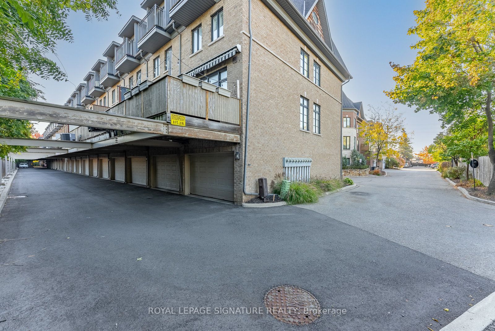 76 Lobo Mews