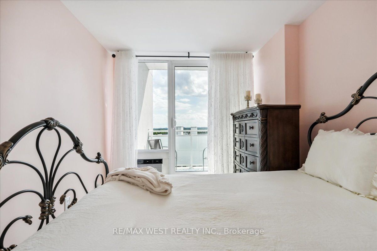 2345 Confederation Pkwy, #Ph3