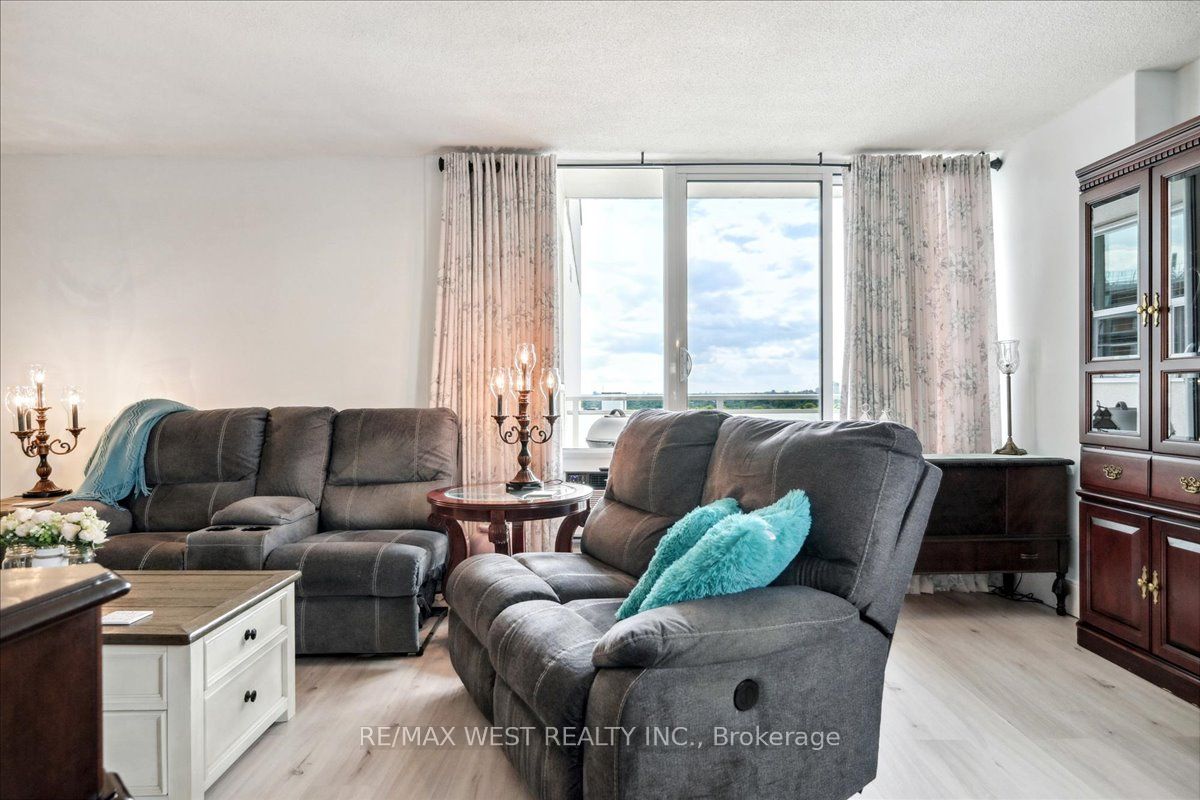 2345 Confederation Pkwy, #Ph3