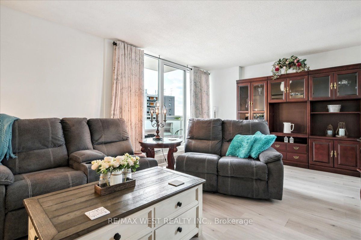 2345 Confederation Pkwy, #Ph3