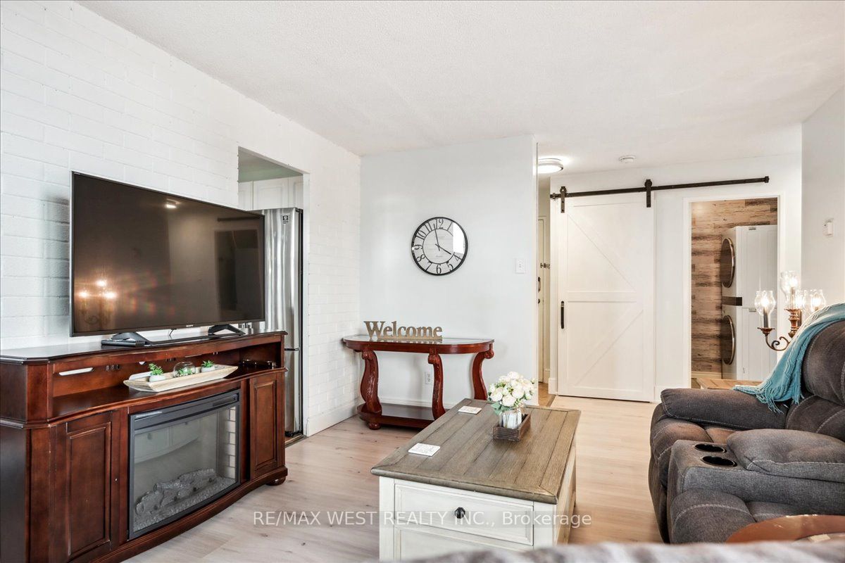 2345 Confederation Pkwy, #Ph3