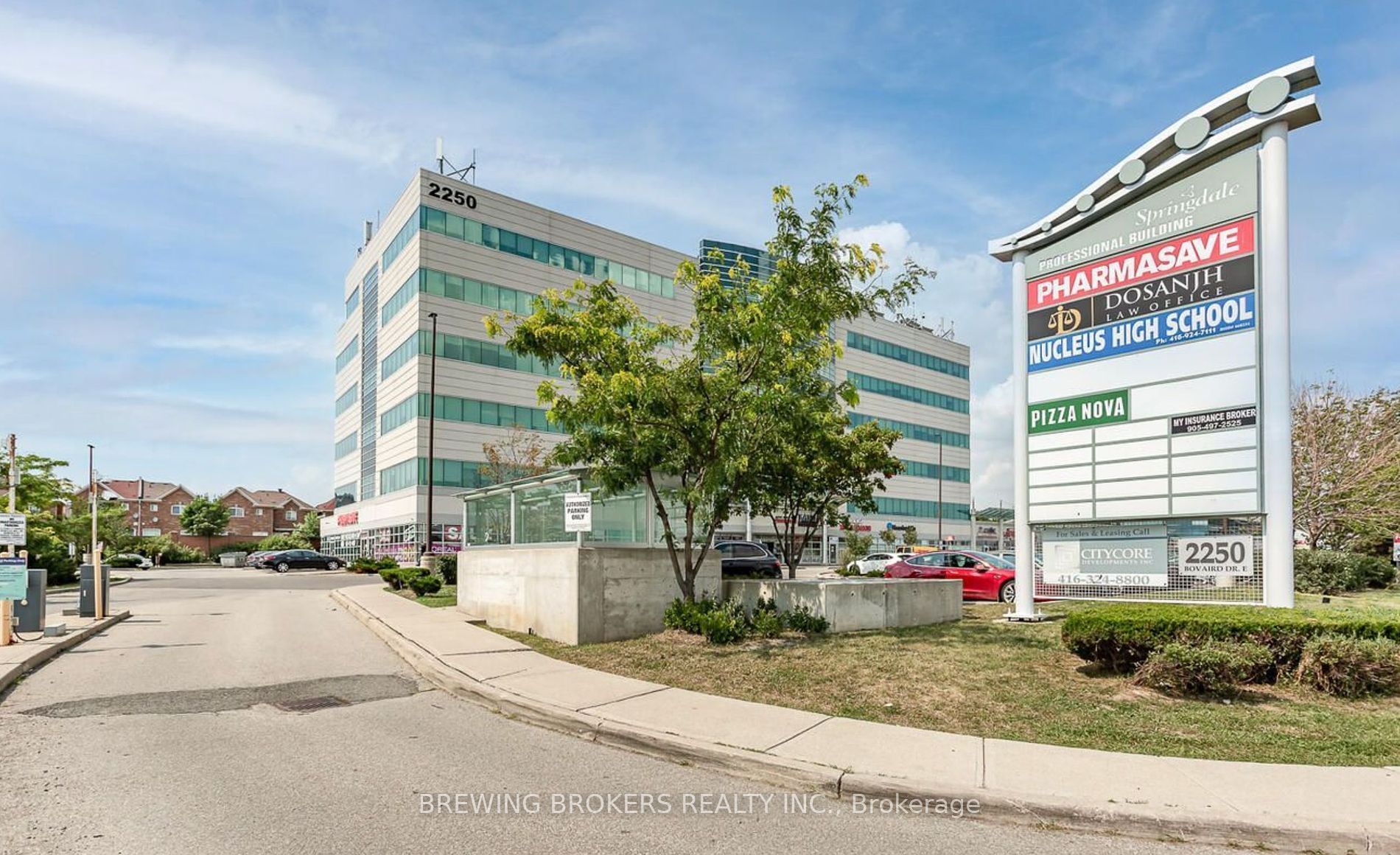 2250 Bovaird Dr E, #311