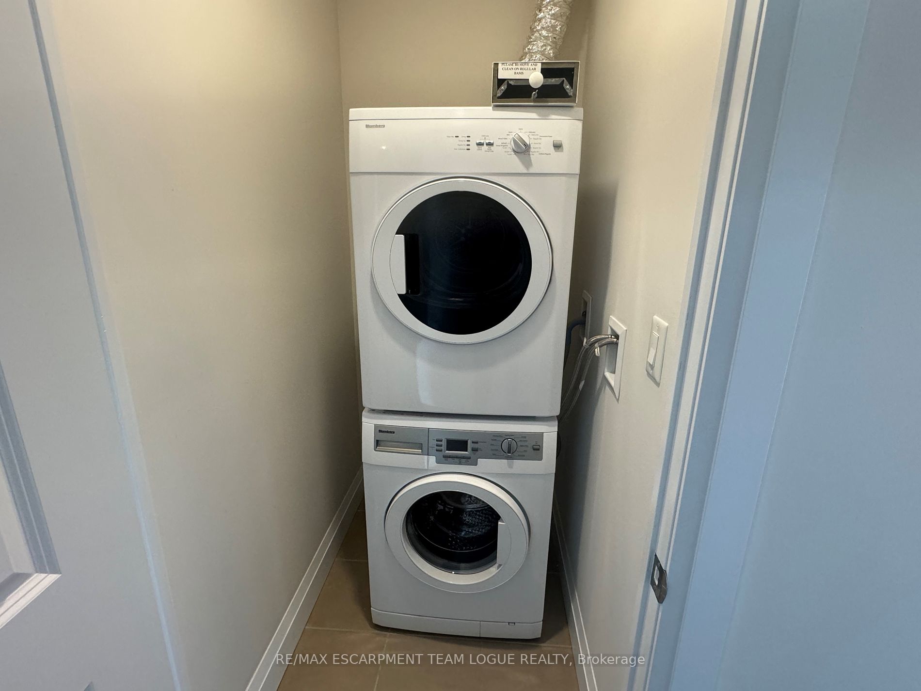 2333 TAUNTON Rd, #707