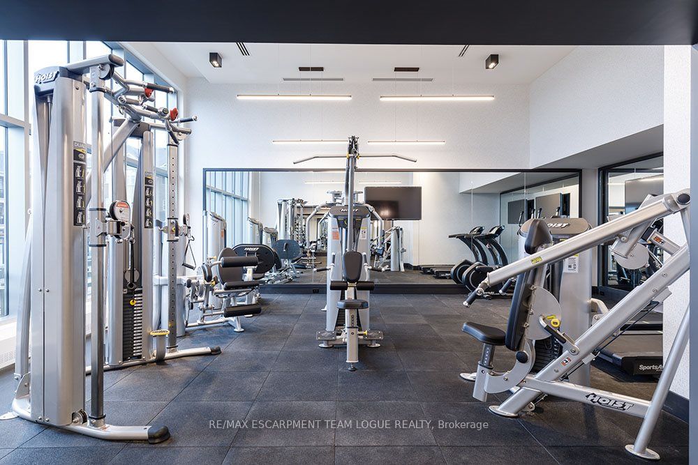 2333 TAUNTON Rd, #707